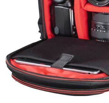 Рюкзак для зеркальной фотокамеры Hama Miami 150 черный/красный